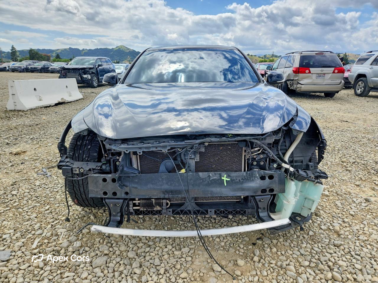 Infiniti Q50 2015