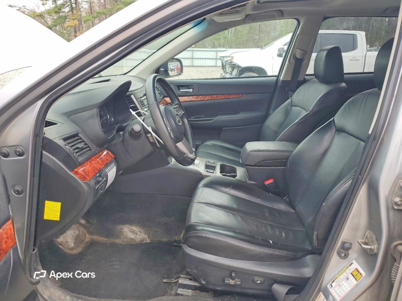 Subaru Outback 2011