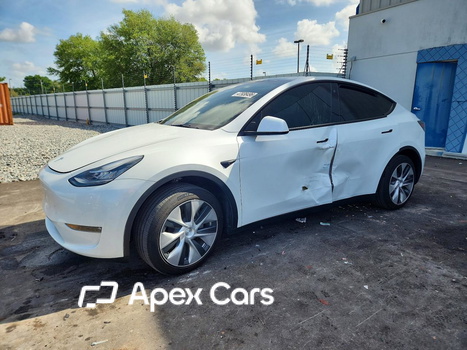 Tesla Model Y 2023 - Zdjęcie 1 z 13