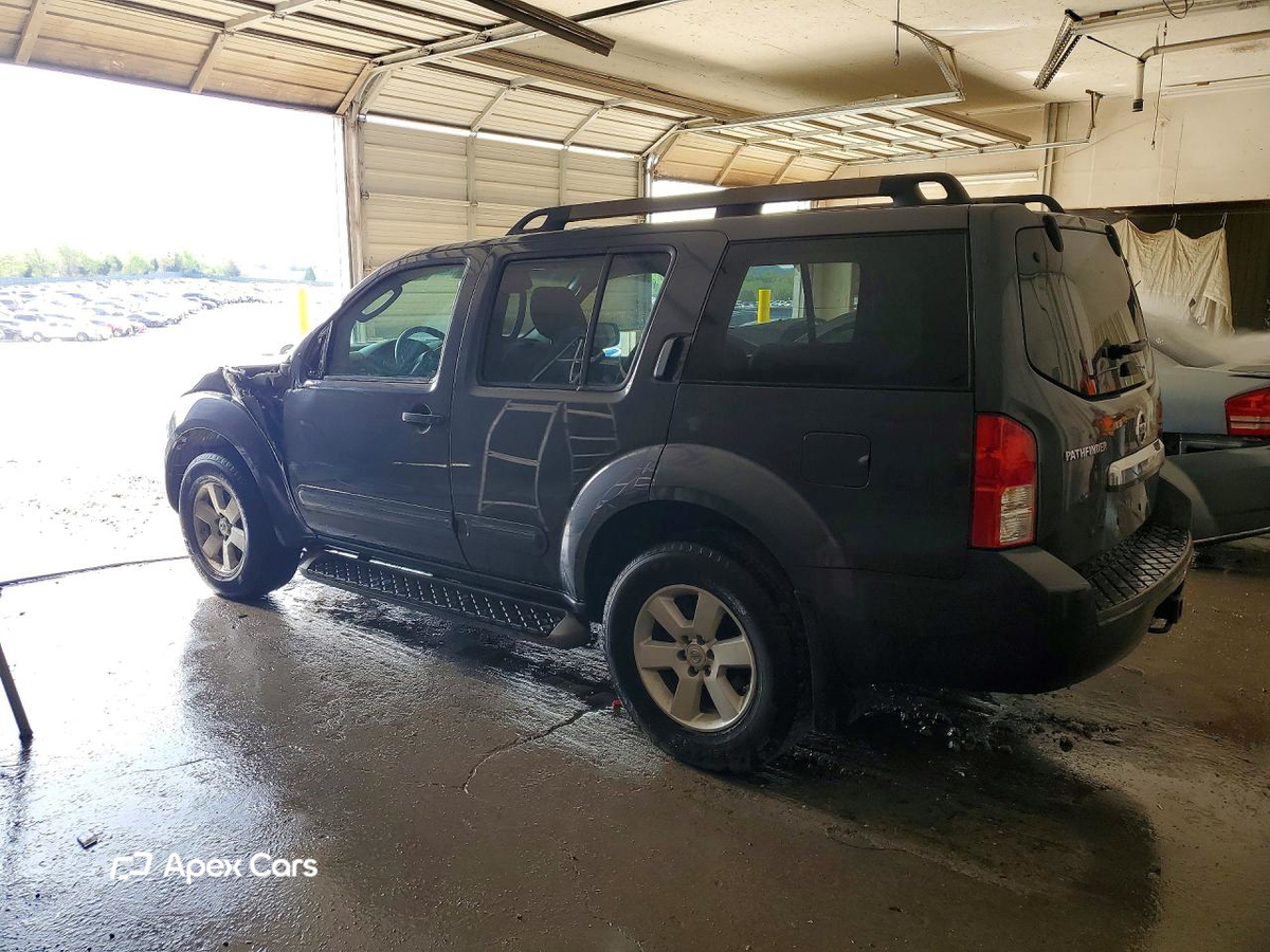 Nissan Pathfinder 2011