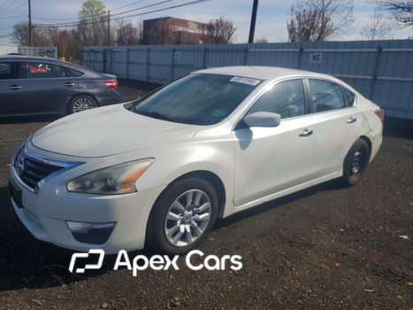 Nissan Altima 2013 - Image 1 of 10