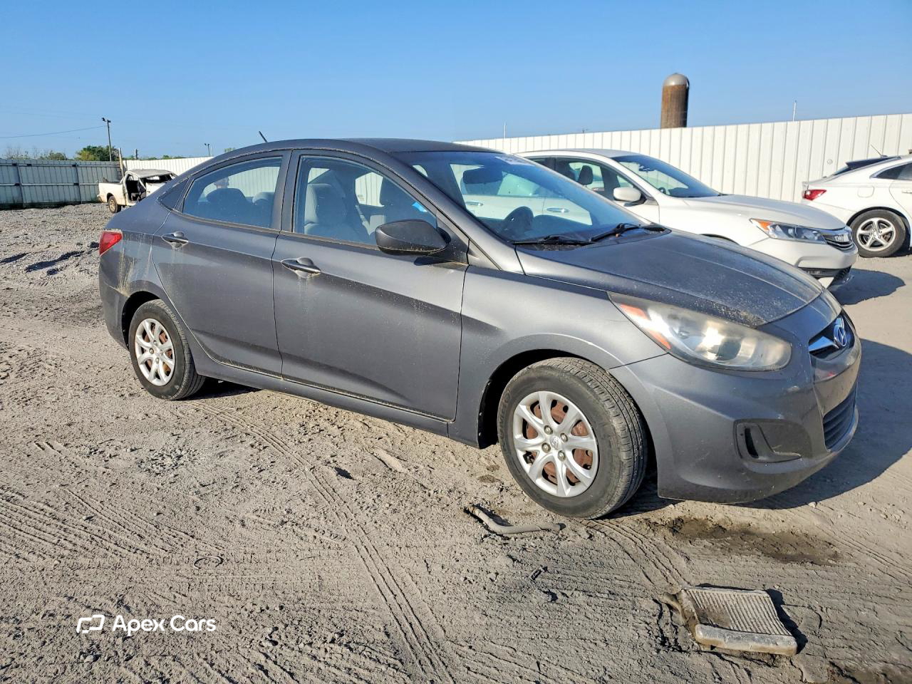 Hyundai Accent 2012