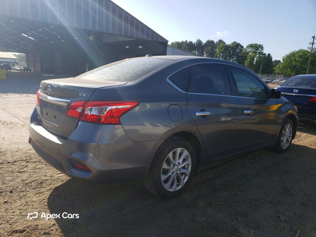 Nissan Sentra 2018