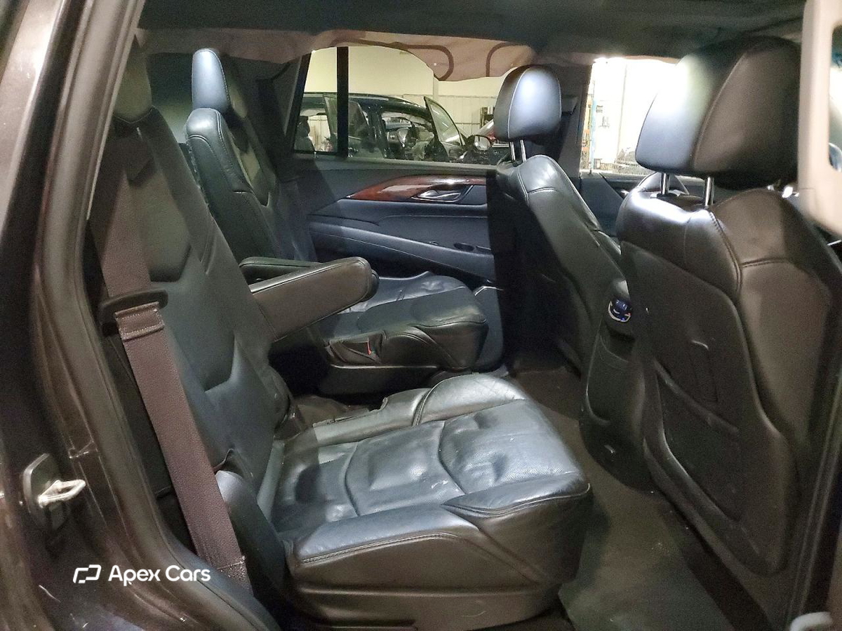 Cadillac Escalade 2015