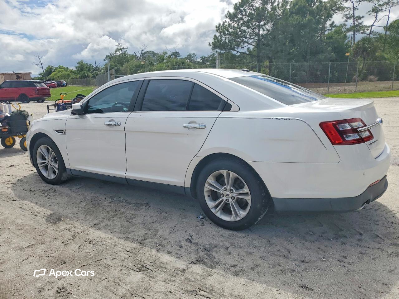 Ford Taurus 2014