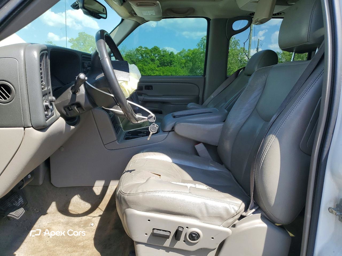 Chevrolet Suburban 2004