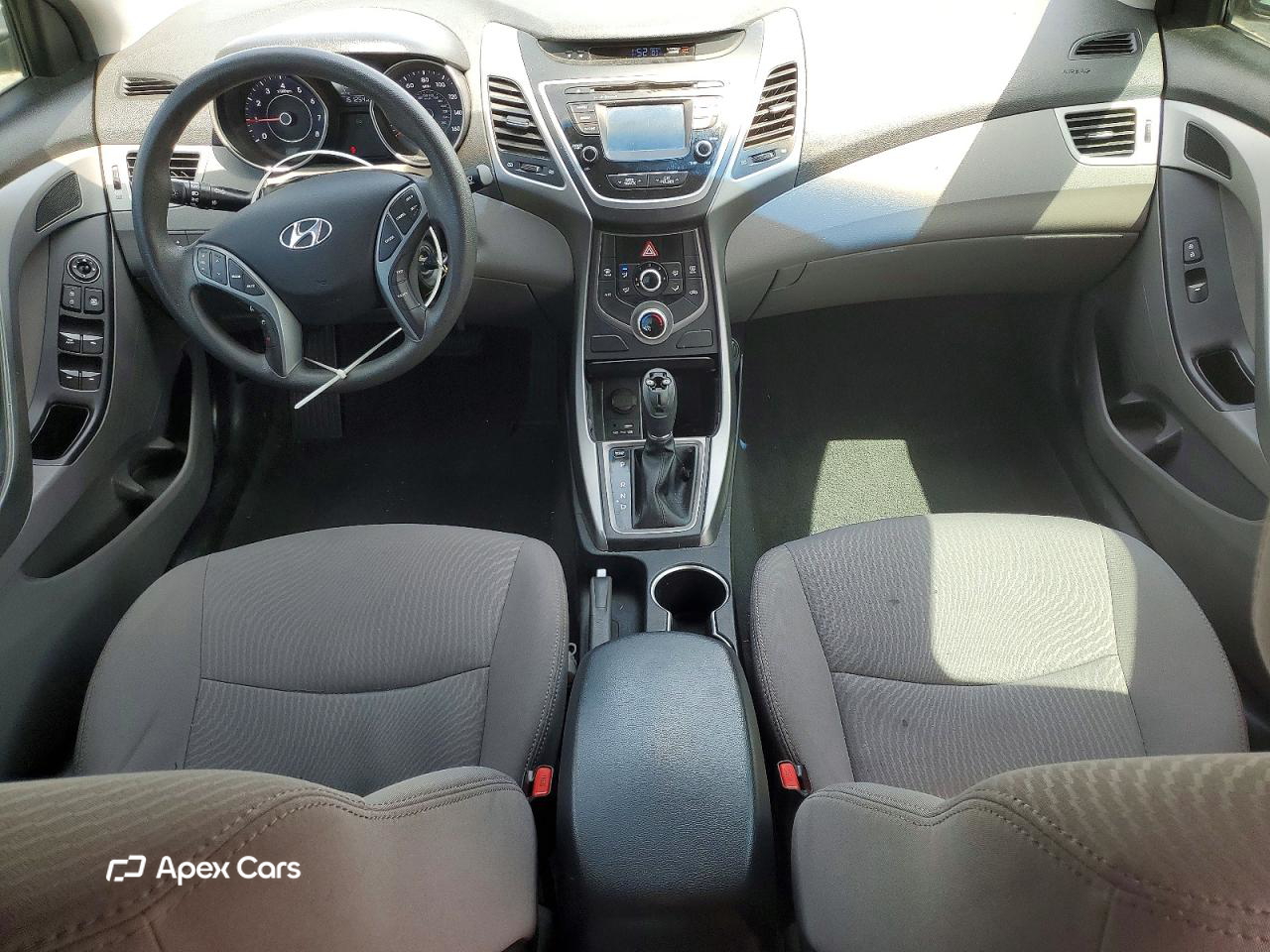 Hyundai Elantra 2016