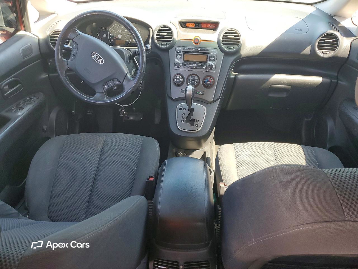 Kia Rondo 2008