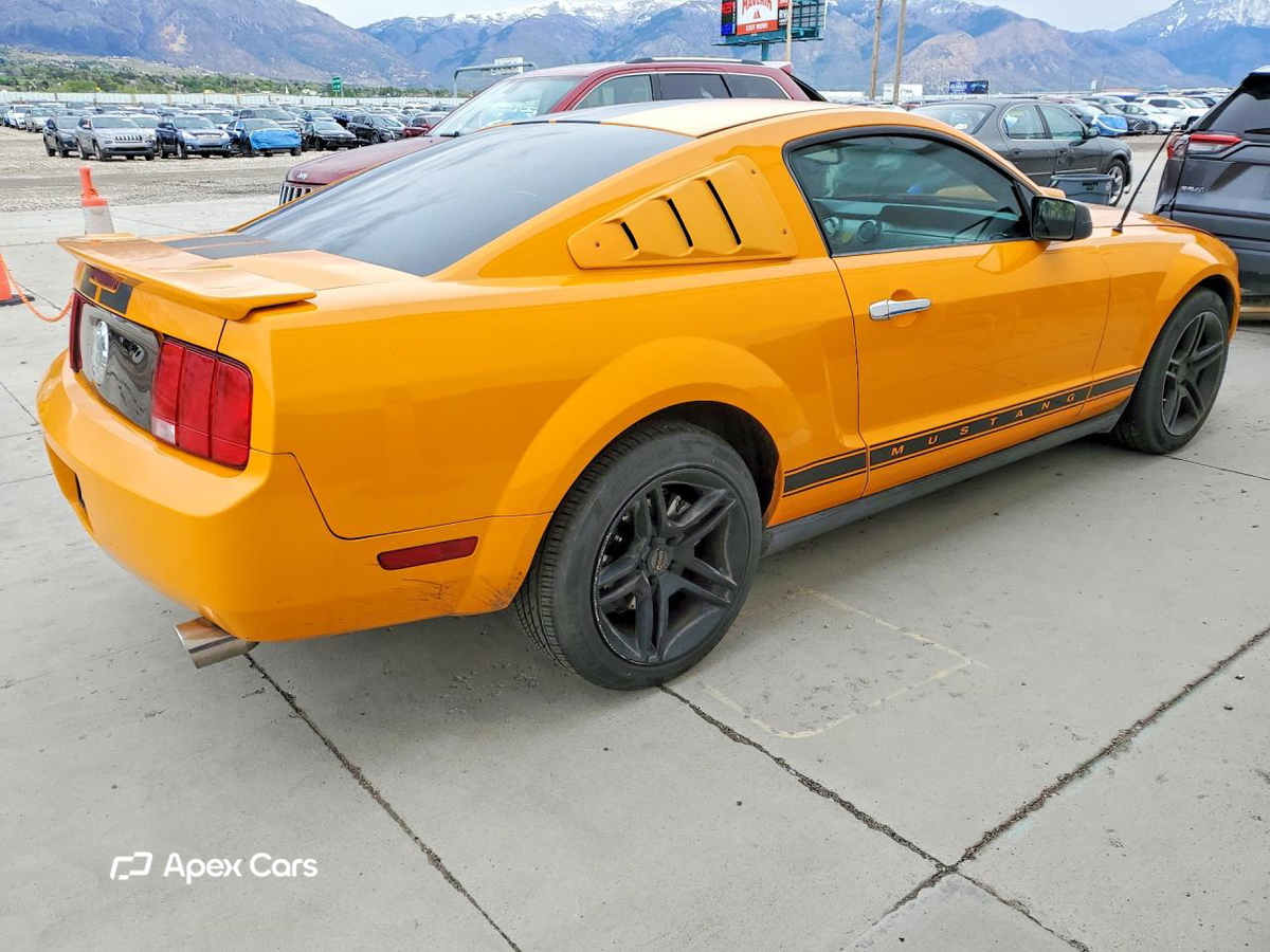 Ford Mustang 2007