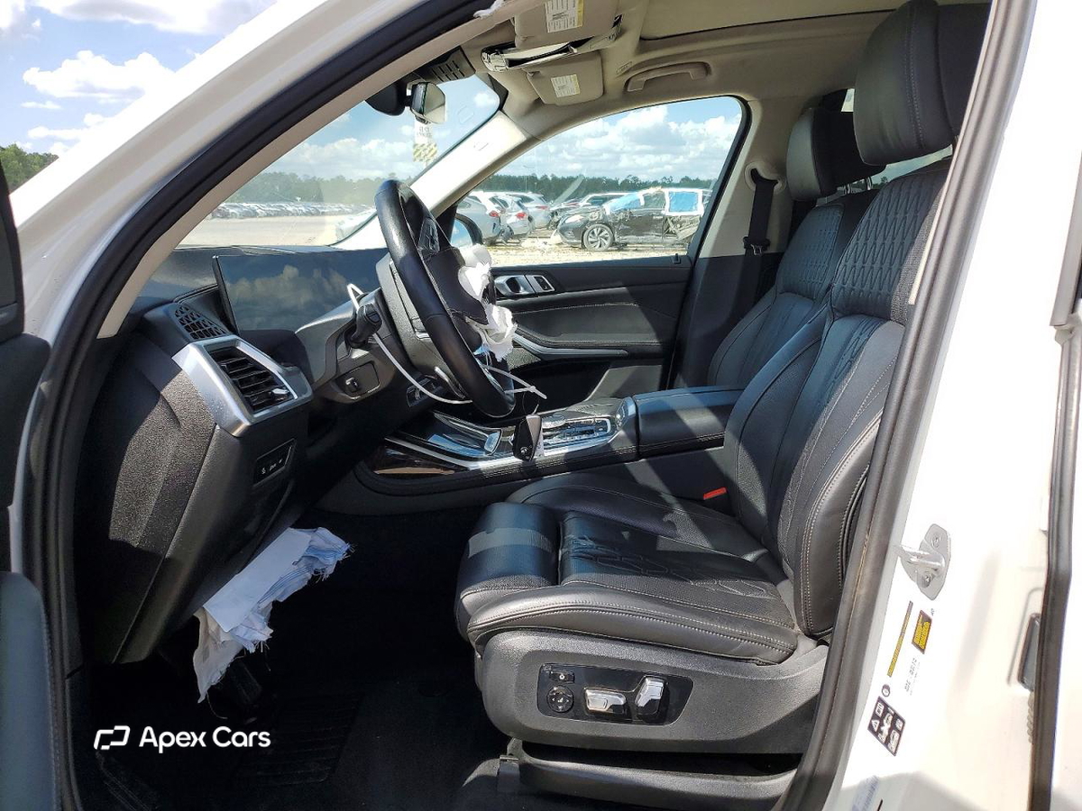 BMW X7 2025