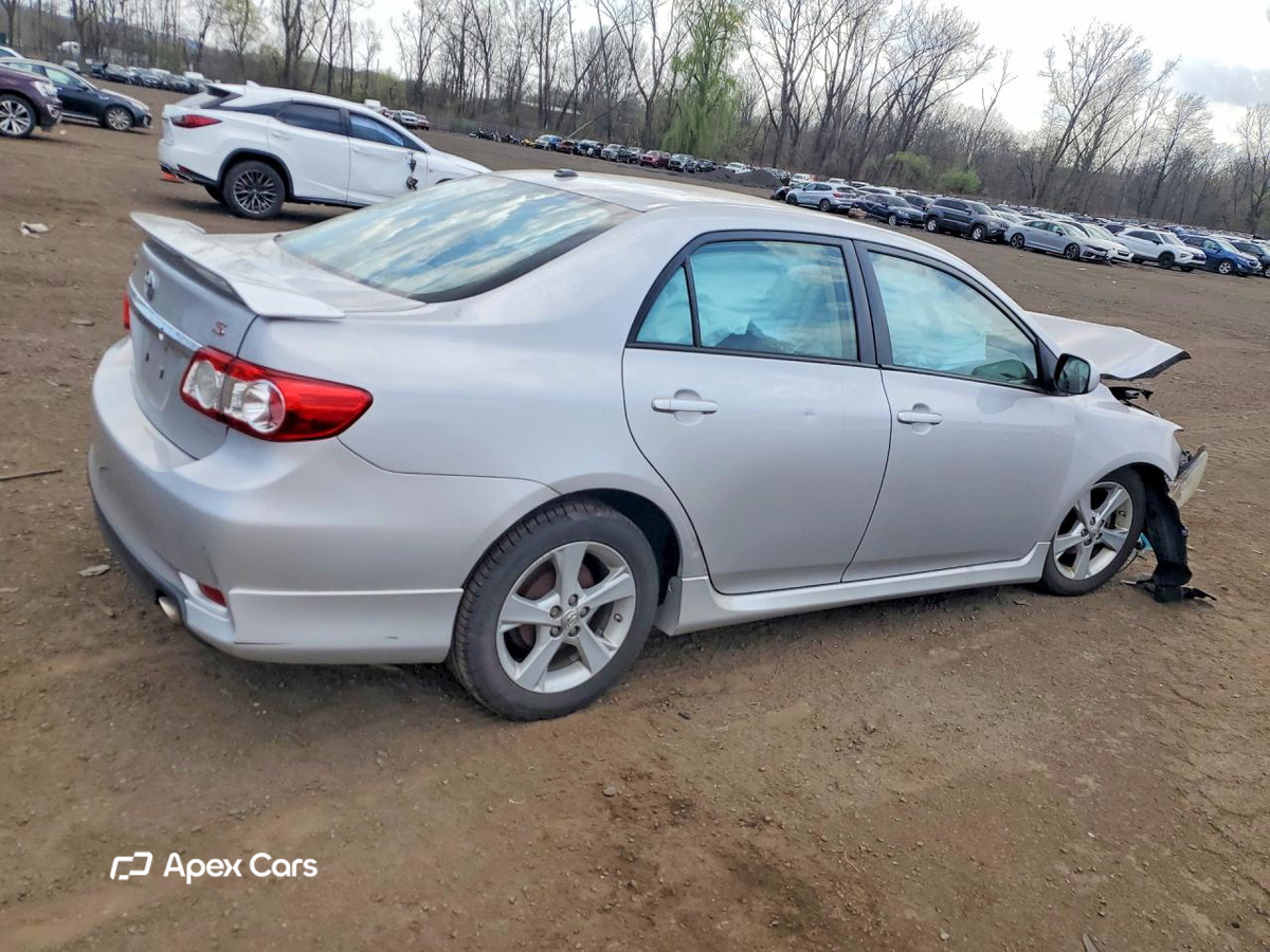 Toyota Corolla 2011