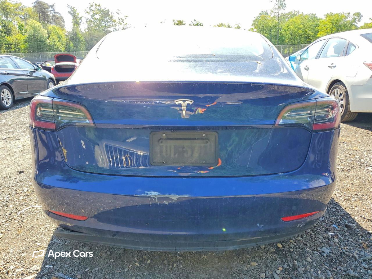 Tesla Model 3 2022
