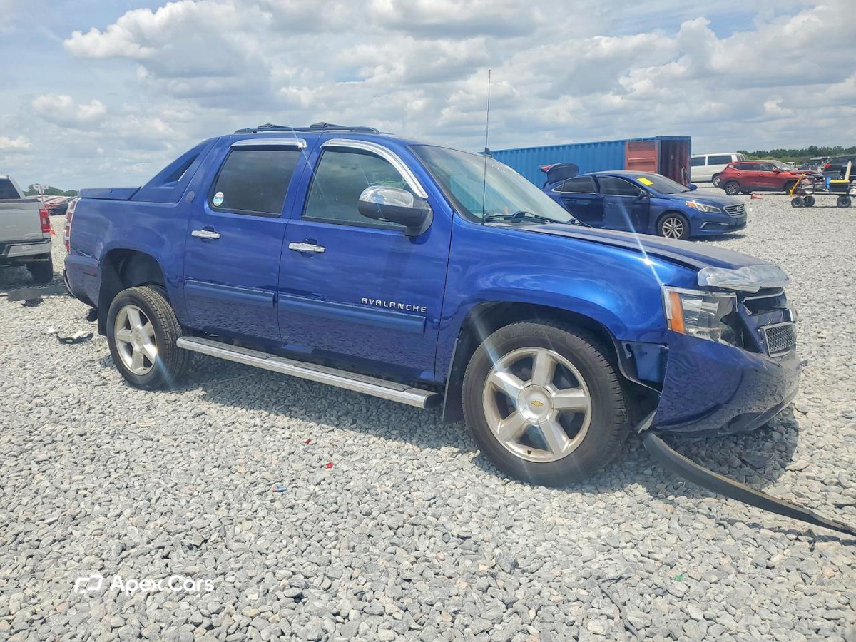 Chevrolet Avalanche 2013