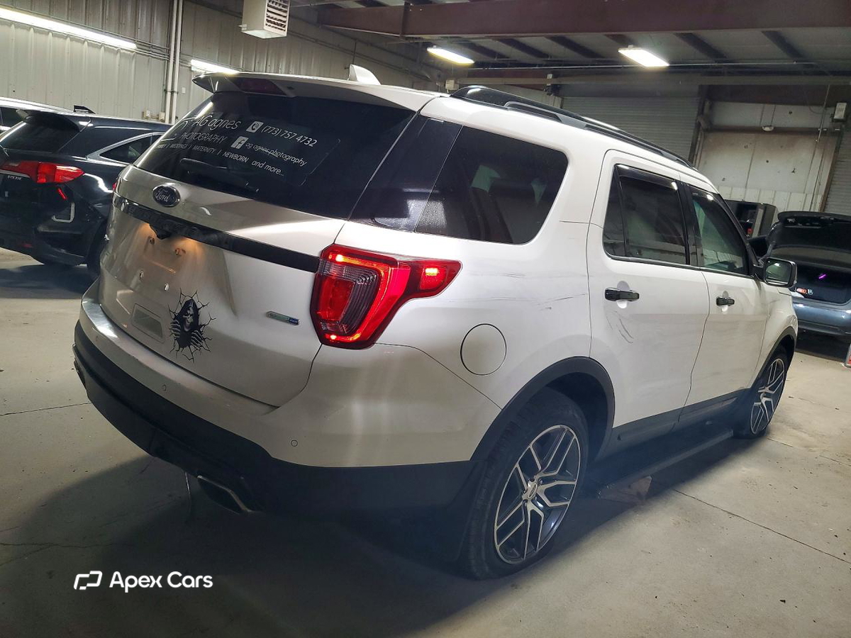 Ford Explorer 2016
