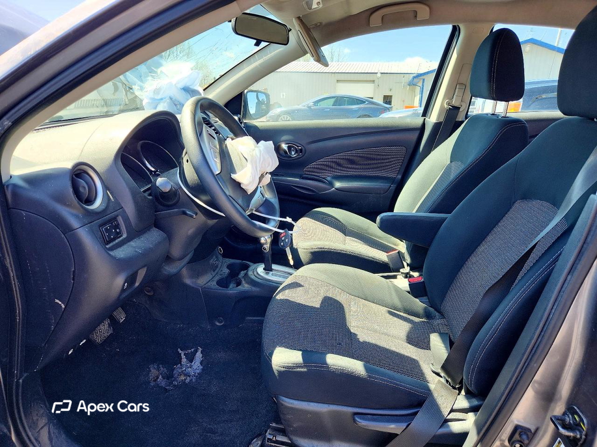 Nissan Versa 2019