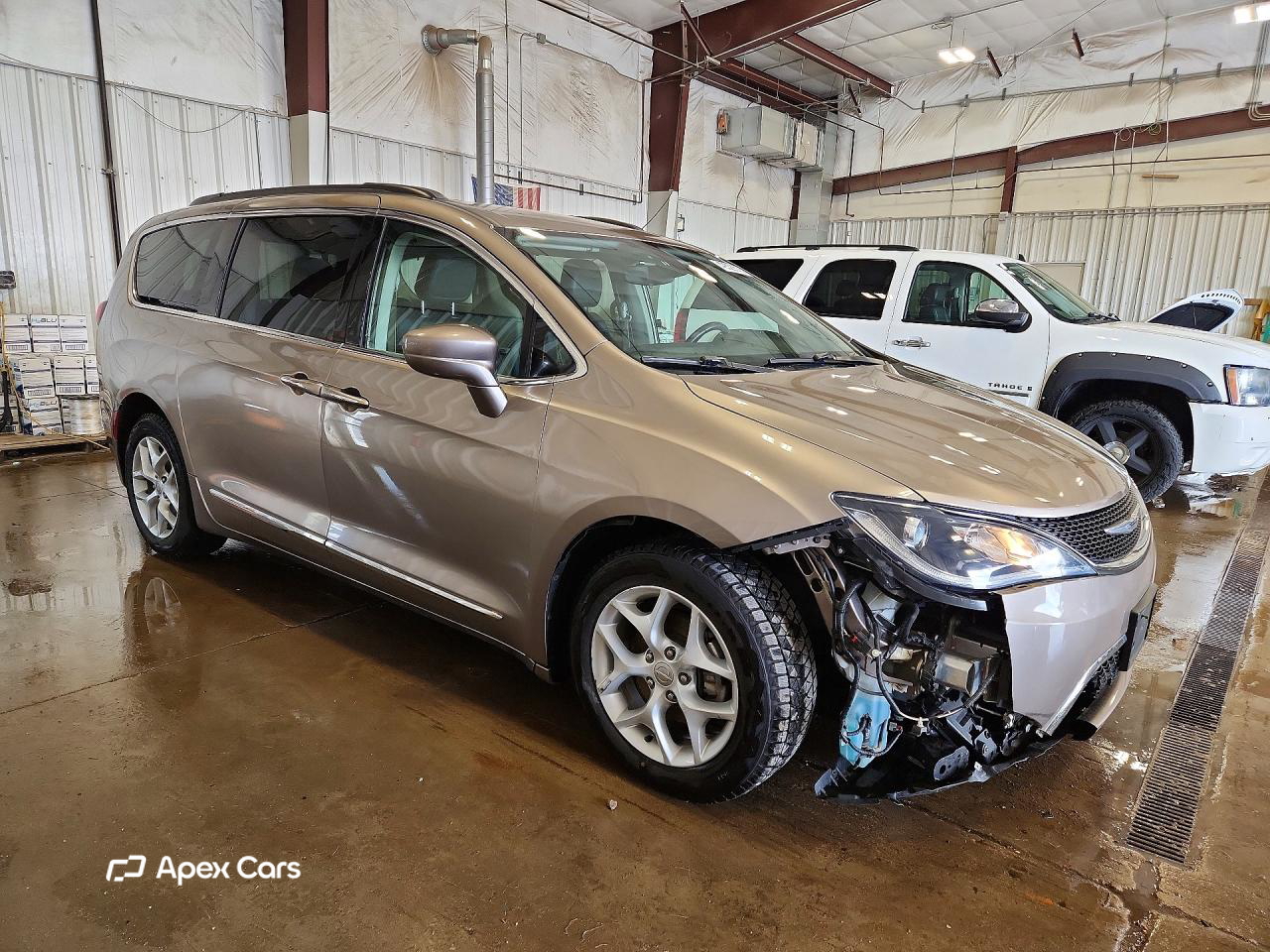 Chrysler Pacifica 2017
