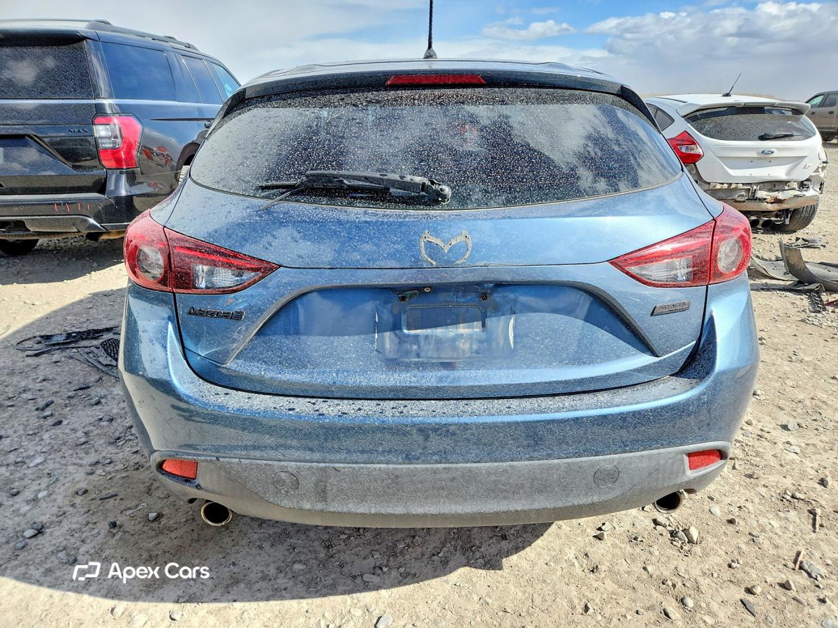 Mazda 3 2016