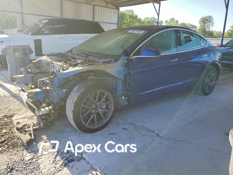 Tesla Model 3 2020 - Image 1 of 12