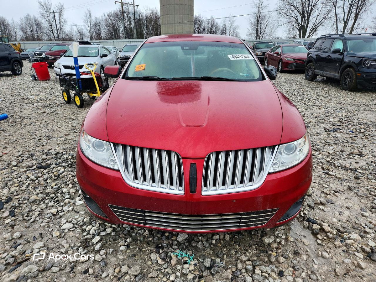 Lincoln MKS 2010