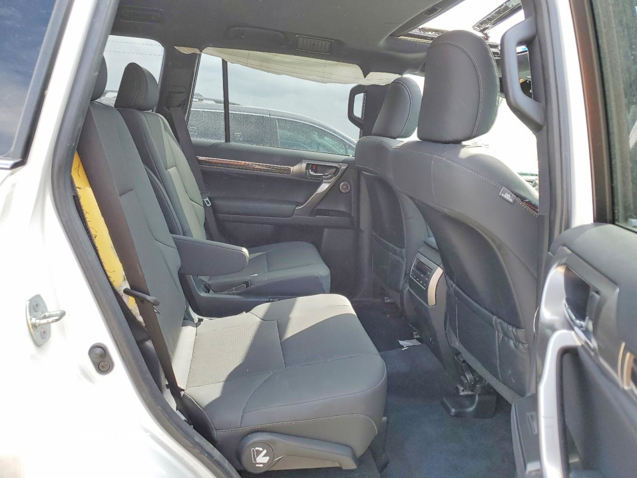 Lexus GX 2023