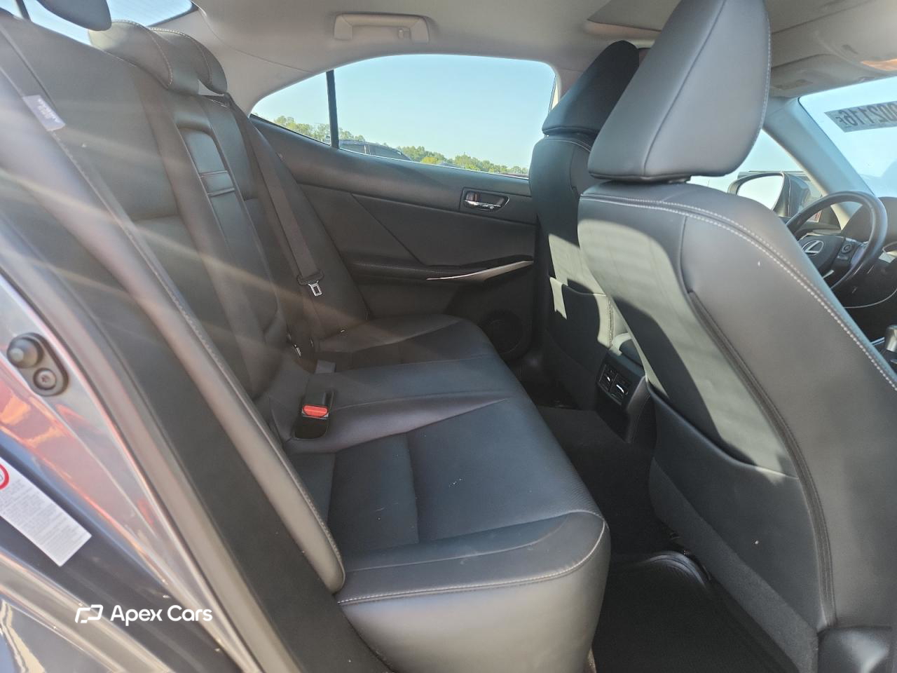 Lexus IS 2016