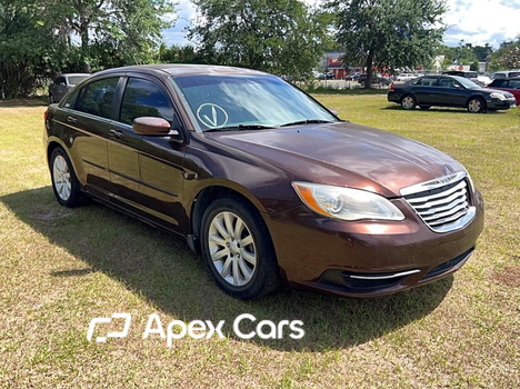 Chrysler 200 2013 - Image 1 of 10