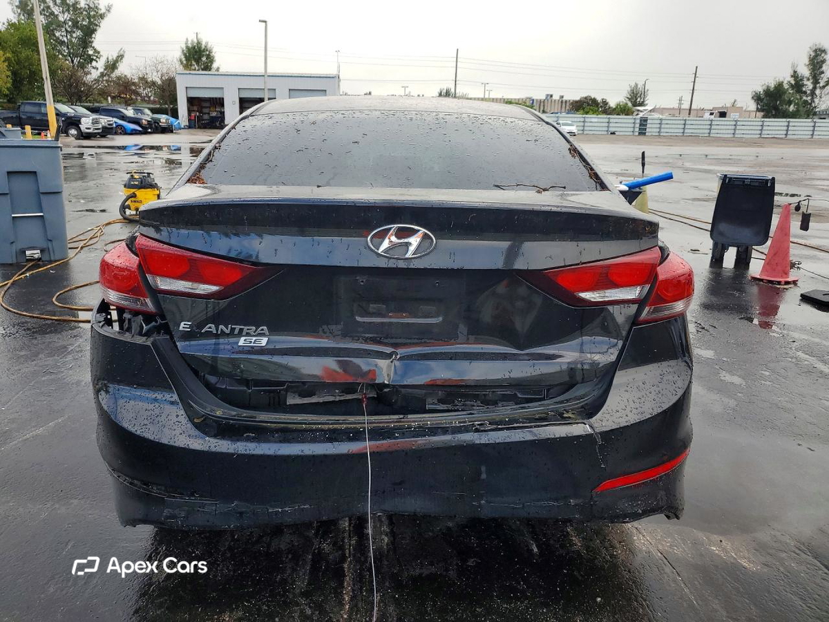 Hyundai Elantra 2018