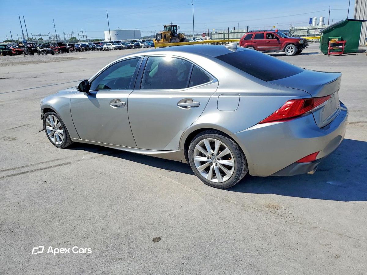 Lexus IS 2016