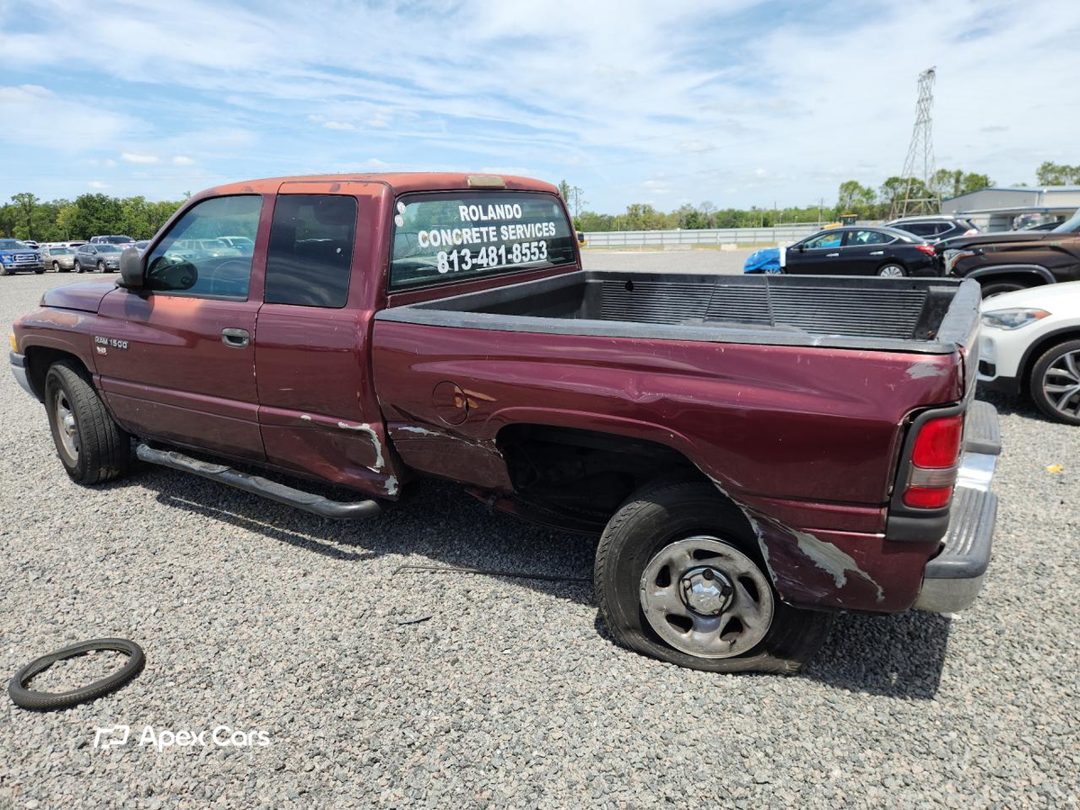 Dodge RAM 2000