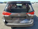 Toyota Sienna 2011
