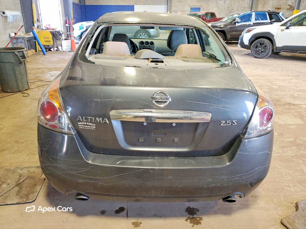 Nissan Altima 2011