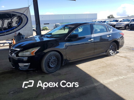 Nissan Altima 2015 - Zdjęcie 1 z 12