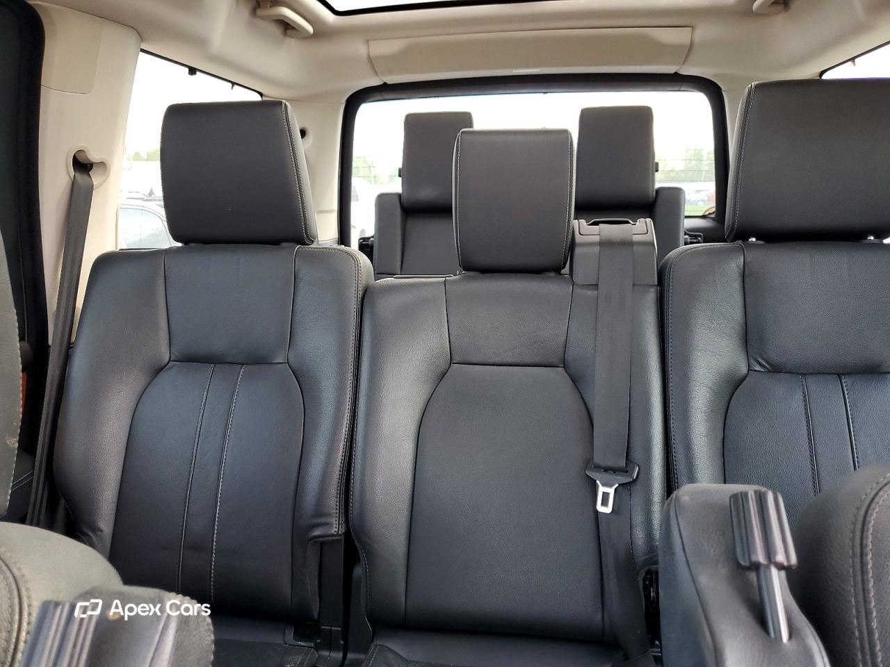 Land Rover LR4 2012