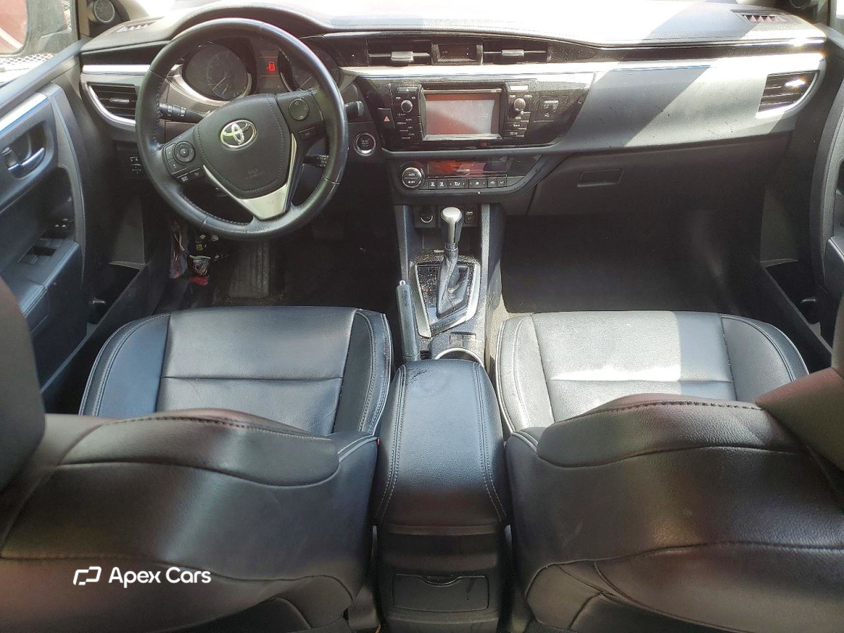 Toyota Corolla 2015