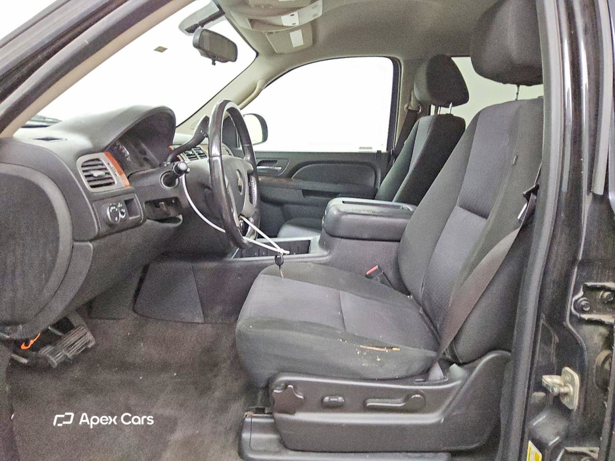 Chevrolet Tahoe 2012