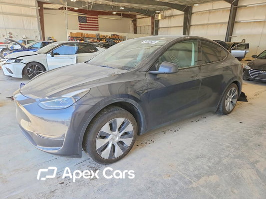 Tesla Model Y 2024 - Zdjęcie 1 z 12