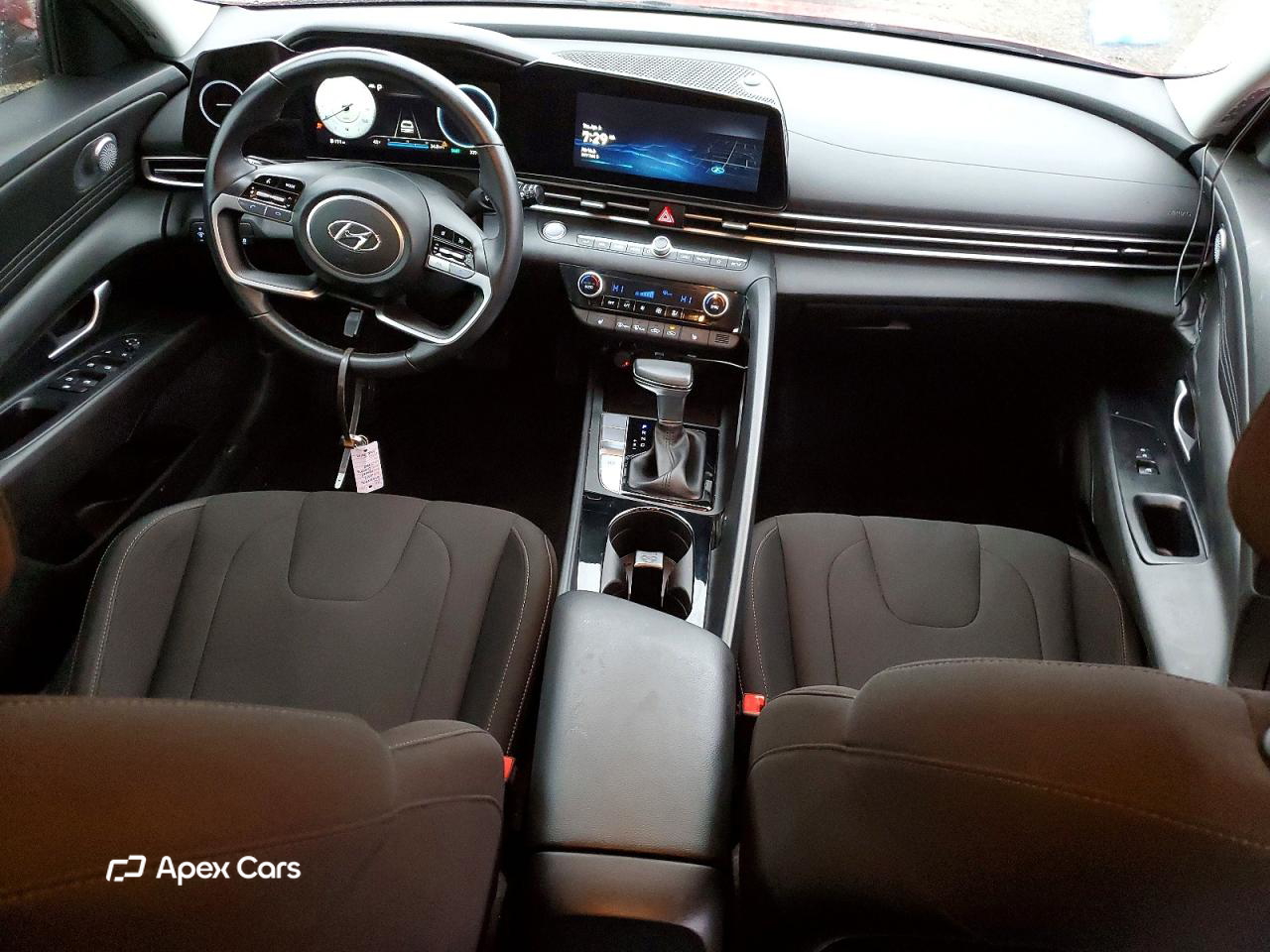 Hyundai Elantra 2023