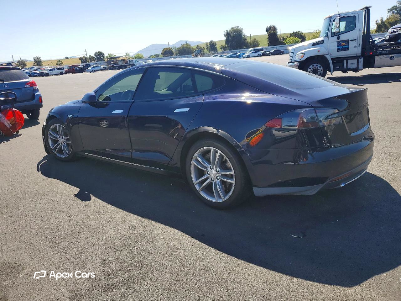 Tesla Model S 2014
