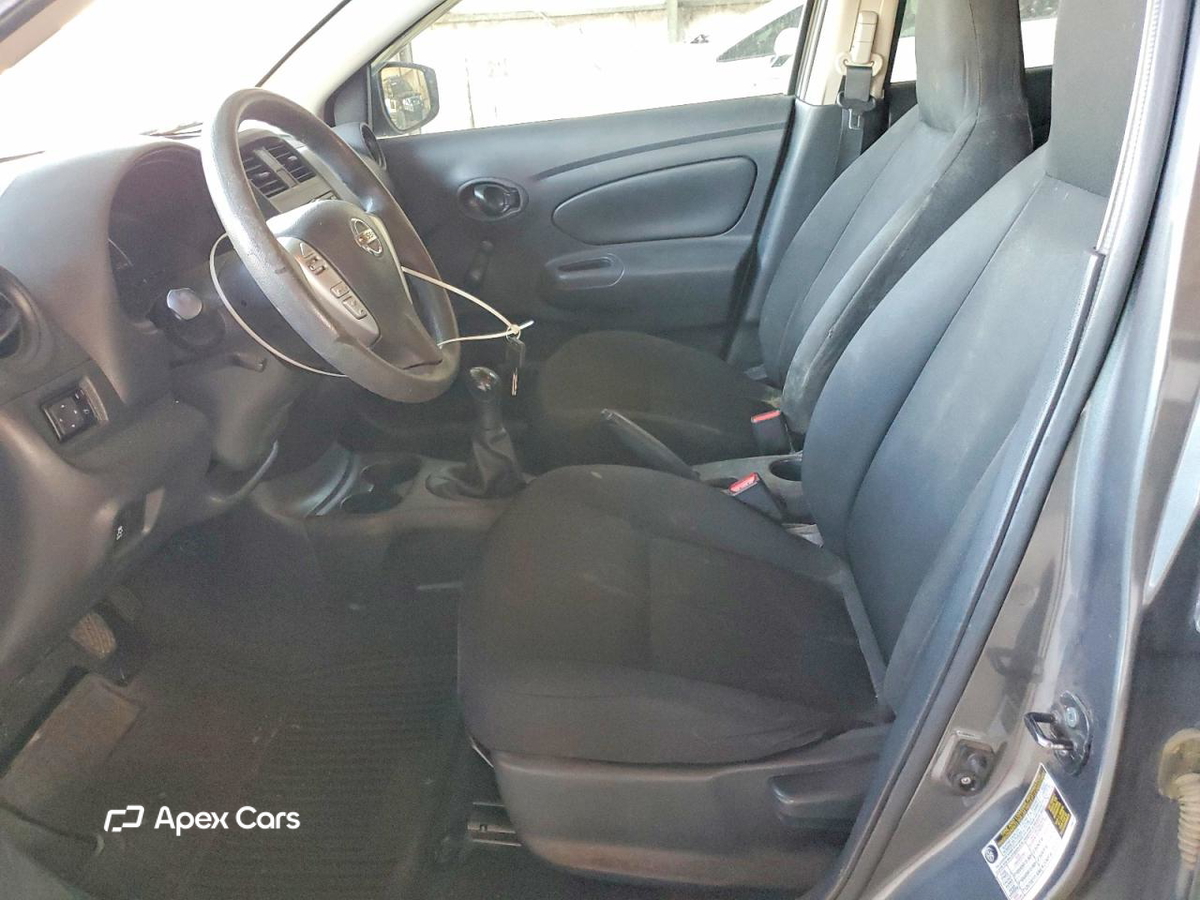 Nissan Versa 2016