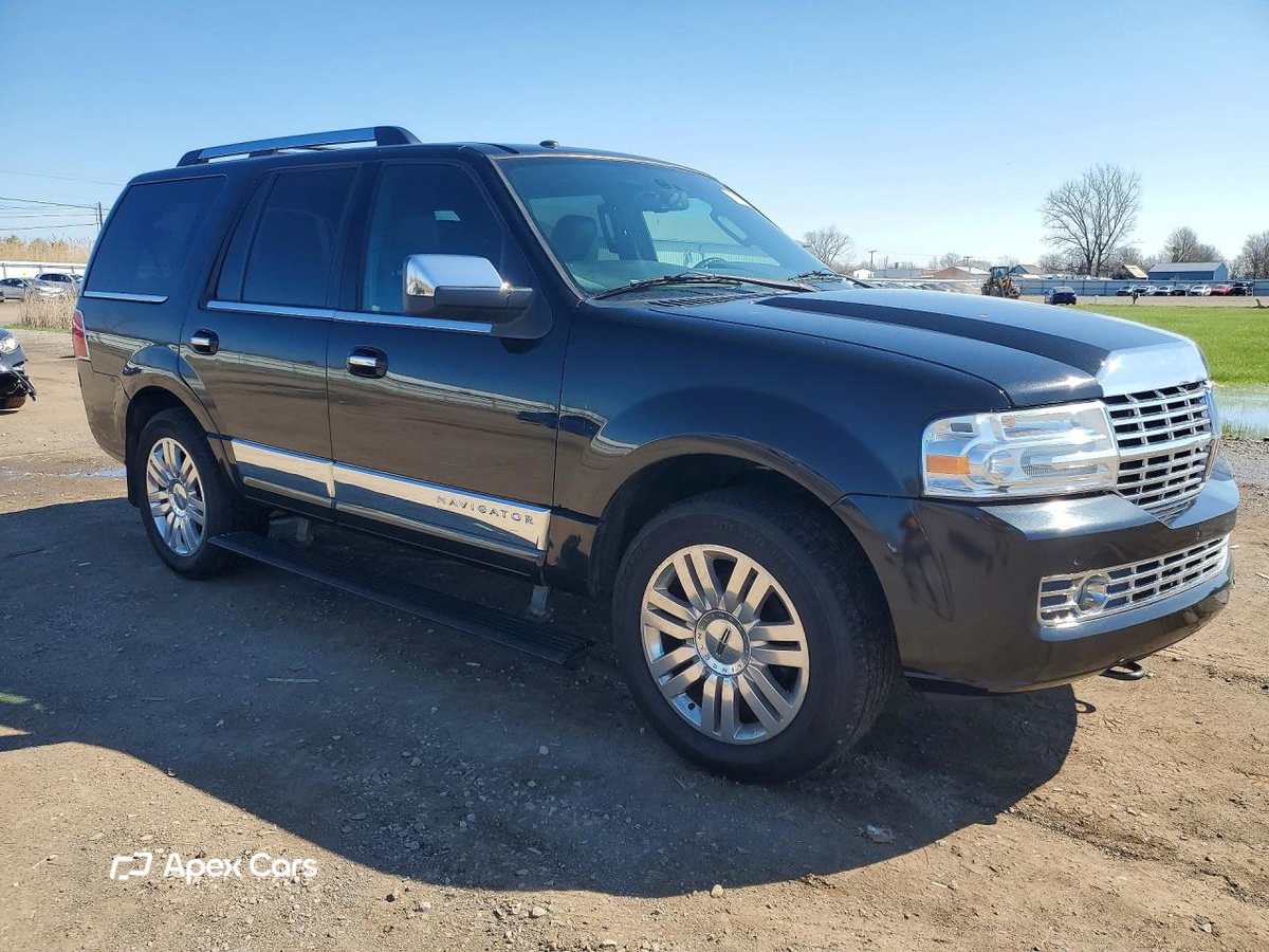 Lincoln Navigator 2013