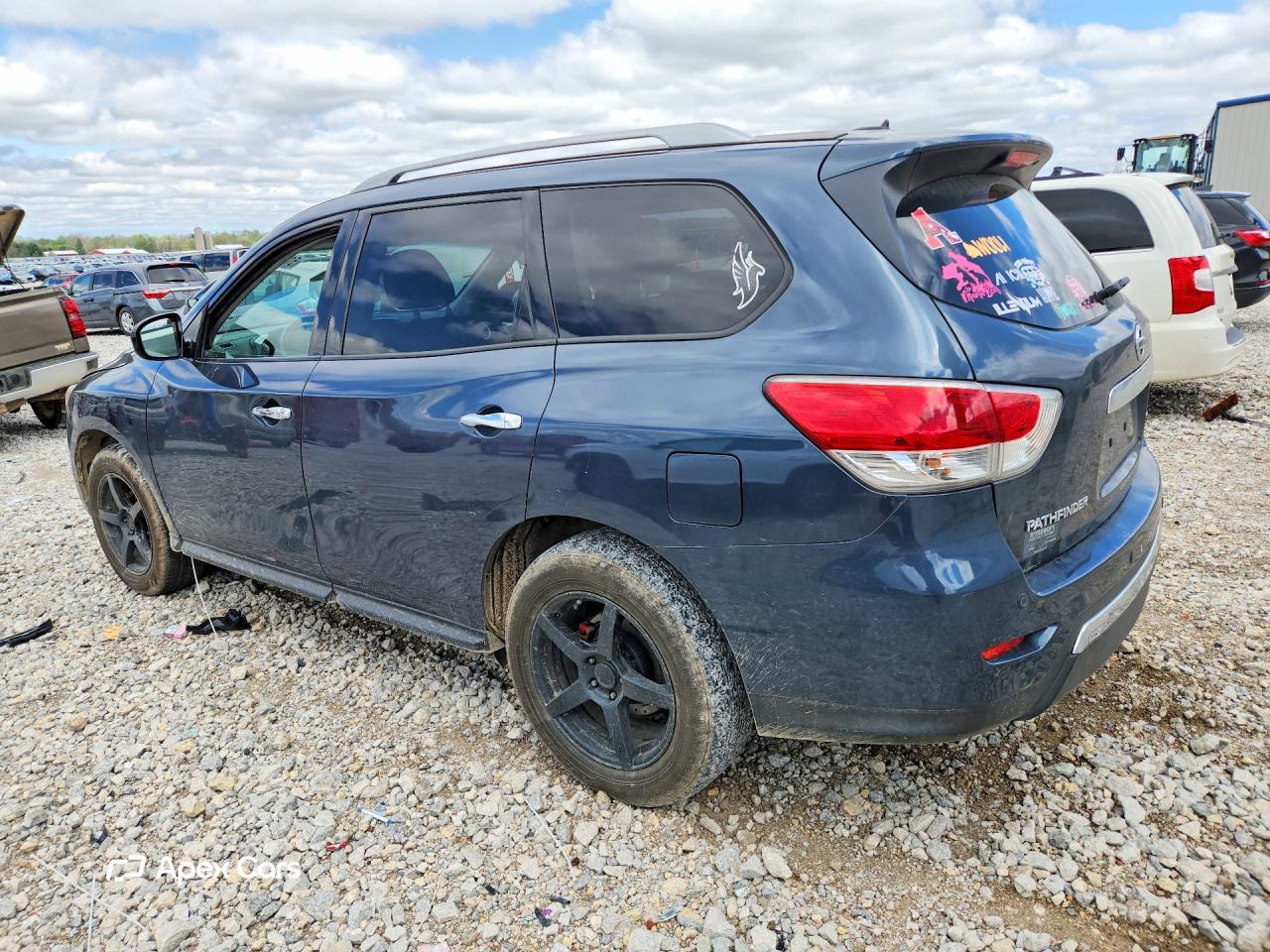Nissan Pathfinder 2016