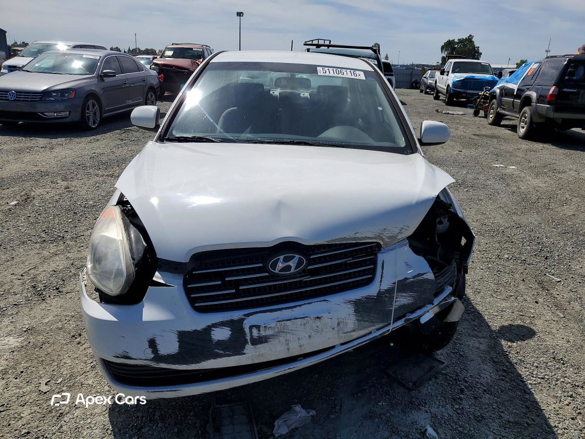 Hyundai Accent 2011