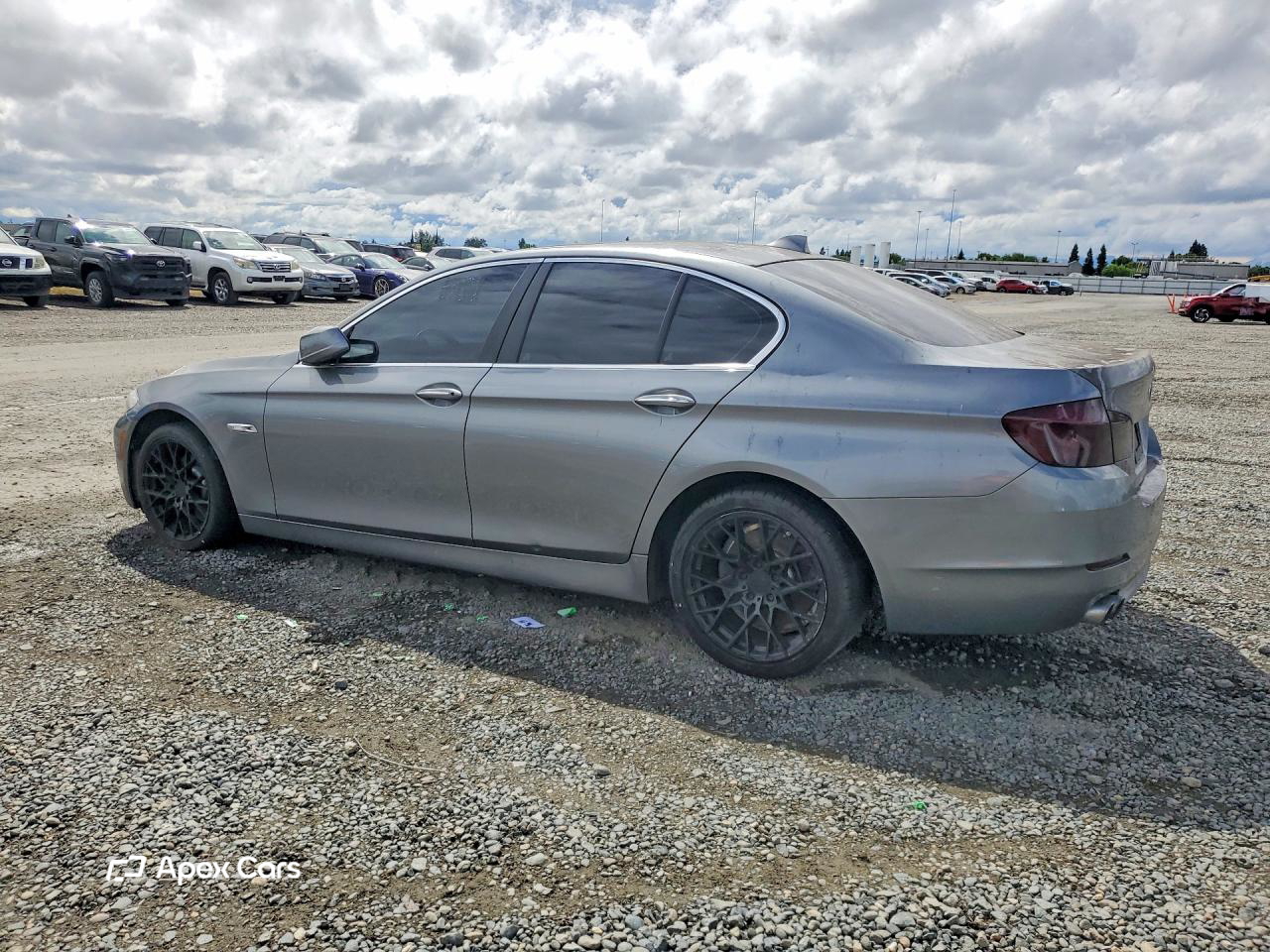 BMW Series 5 2011