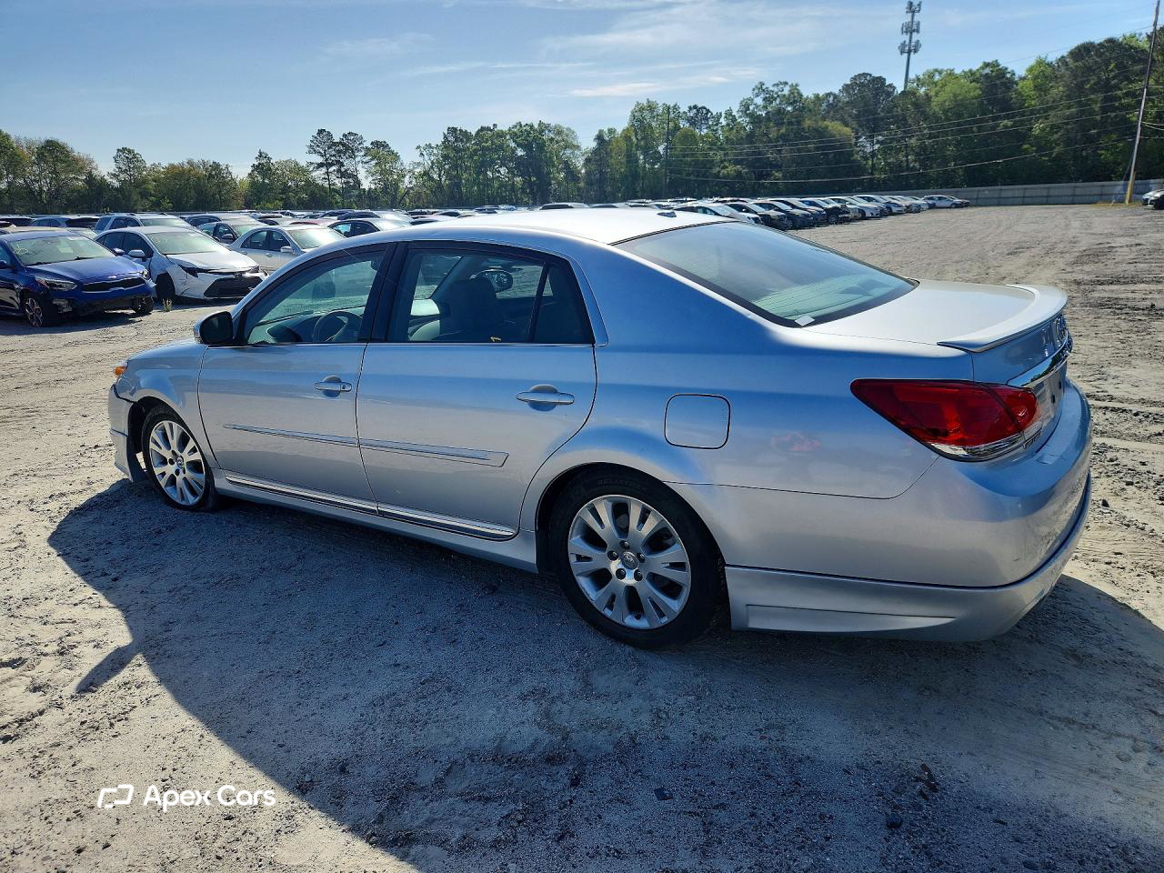 Toyota Avalon 2011