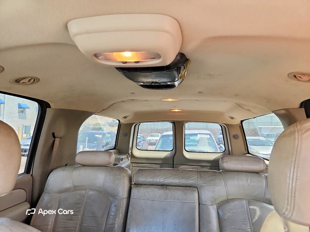 Chevrolet Suburban 2002
