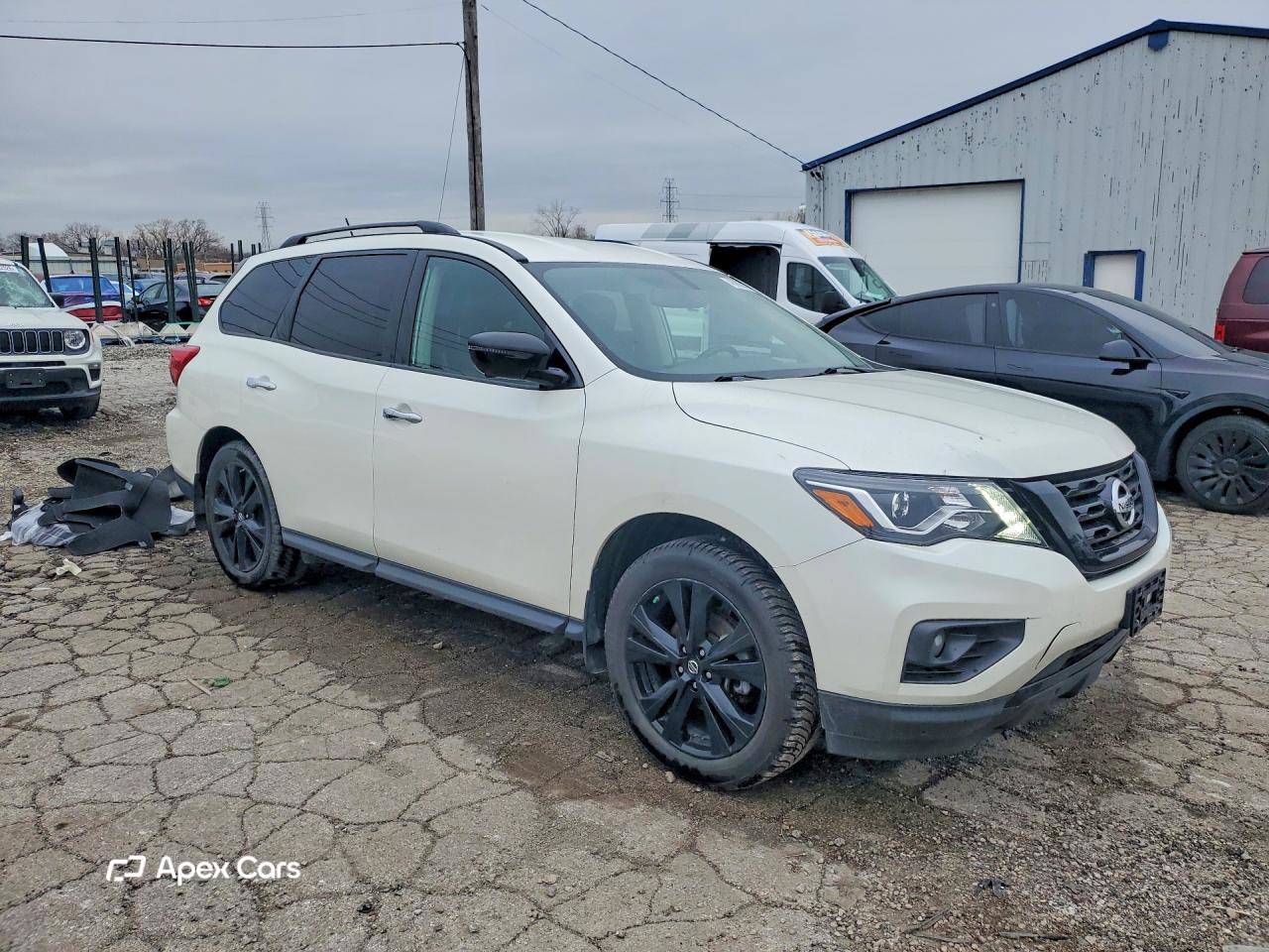 Nissan Pathfinder 2018