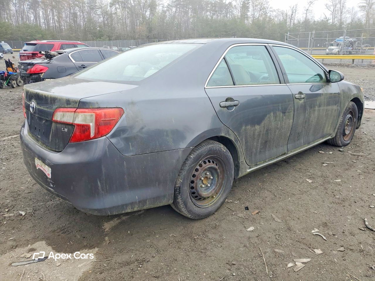 Toyota Camry 2012