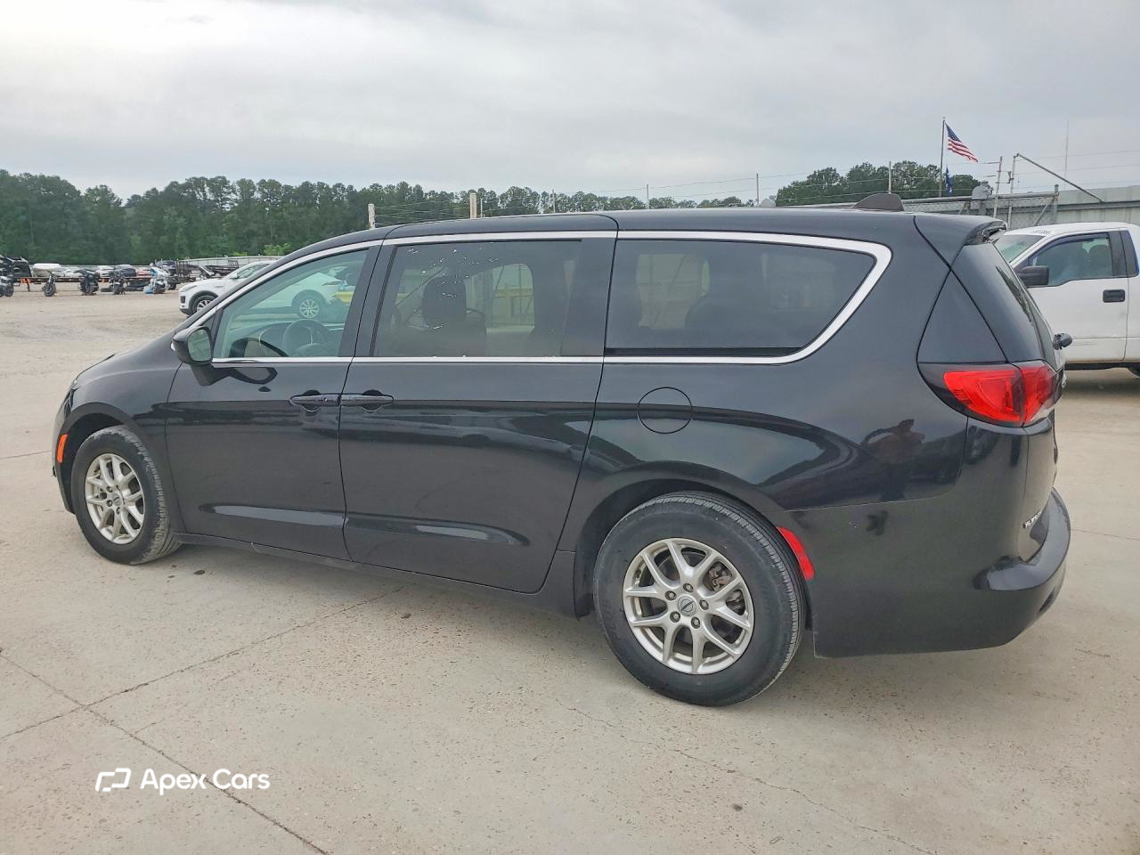 Chrysler Voyager 2023