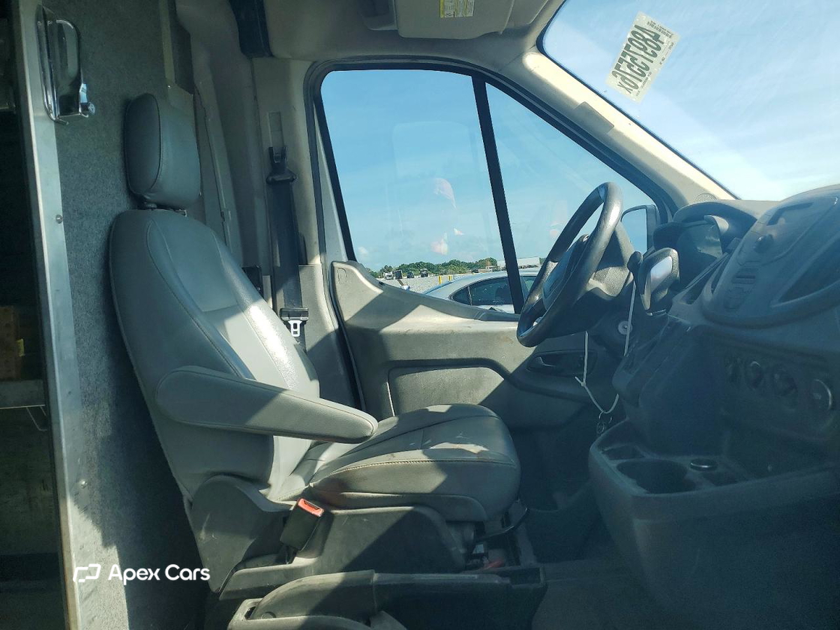 Ford Transit 2015