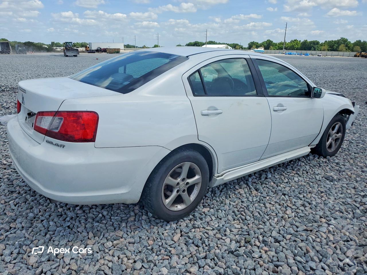 Mitsubishi Galant 2010